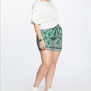 Eloquii green floral shorts